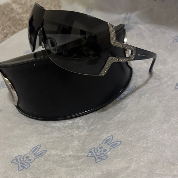 Bulgari Gradient Black Sunglasses with Silver Detail - Picture 3 of 12